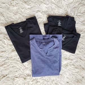 Mens Calvin Klein and Gap V-Neck T-shirt Bundle, Medium